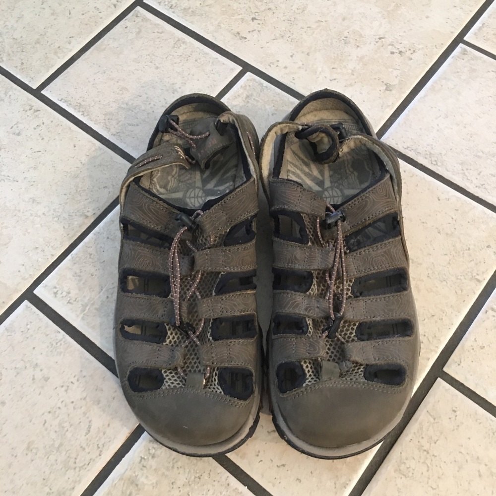 Men’s Rocky sandals size 10